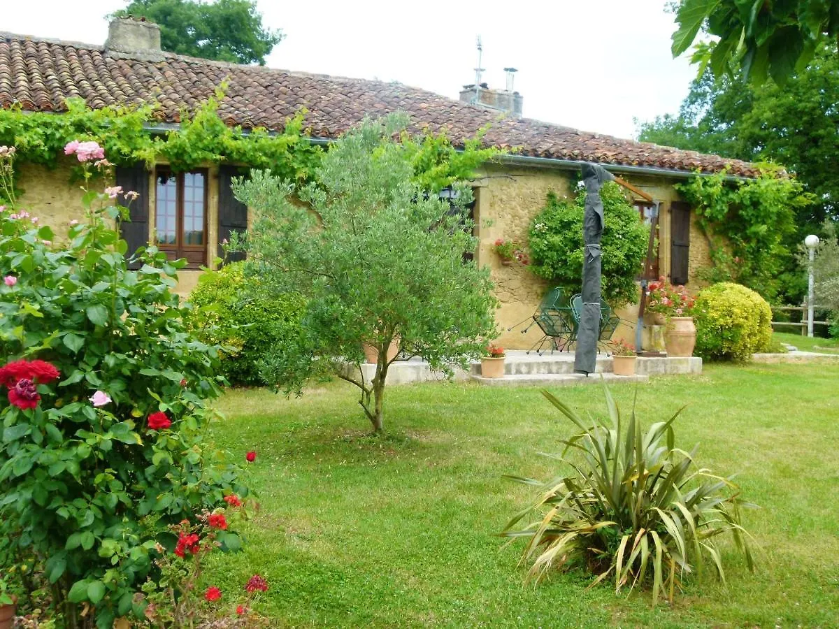 Villa Confortable Proche D'Ornezan Avec Piscine Privee 0*, Ornezan Franciaország